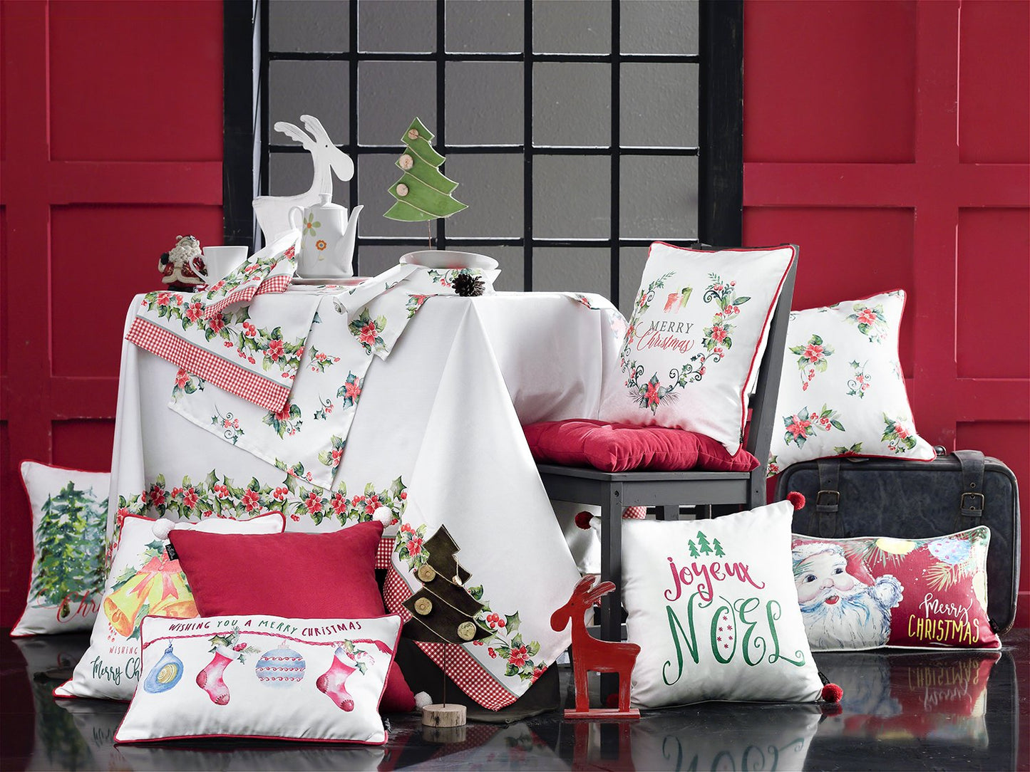 Christmas Trees Square 18" Throw Pillow Cover (Set of 4)