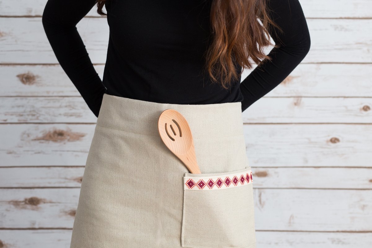 The Tatreez Apron - Cream