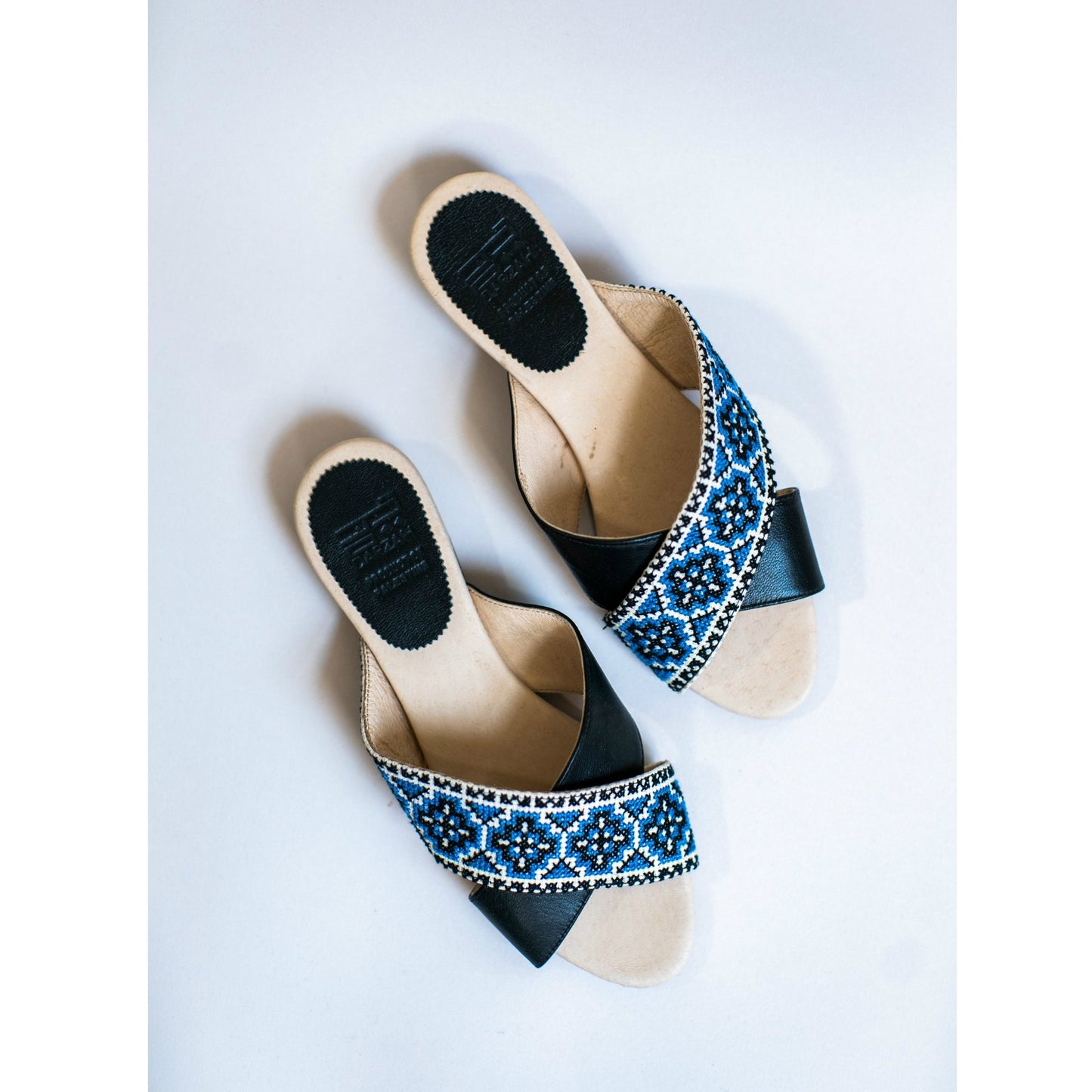 Tatreez Cross Sandal - Sapphire Blue